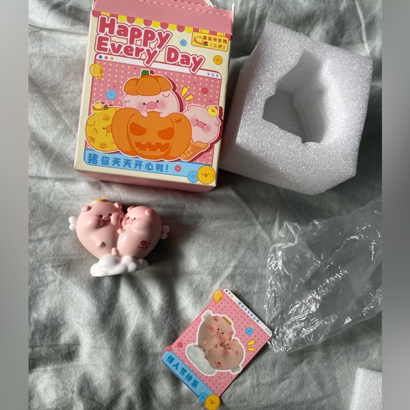 Other - Happy Every Day Pig Figurine